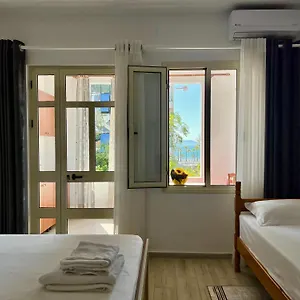 ゲストハウス Rei's Place, Vlorë